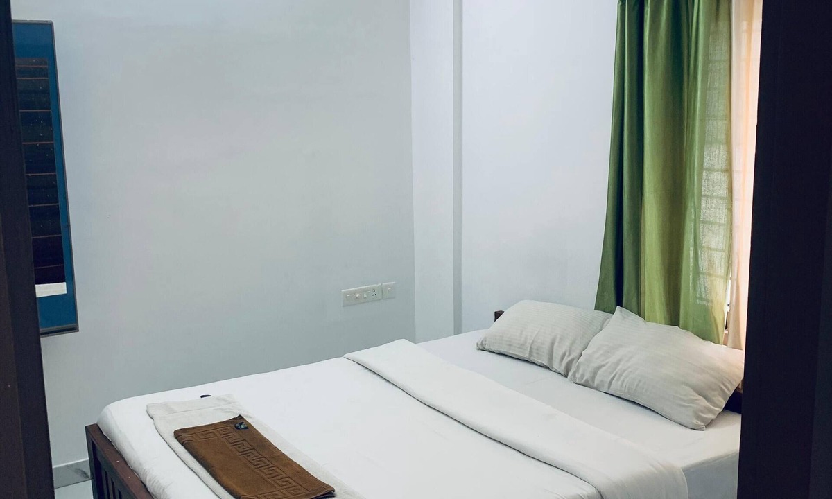 Kakkanad Hotel | Celestia residency