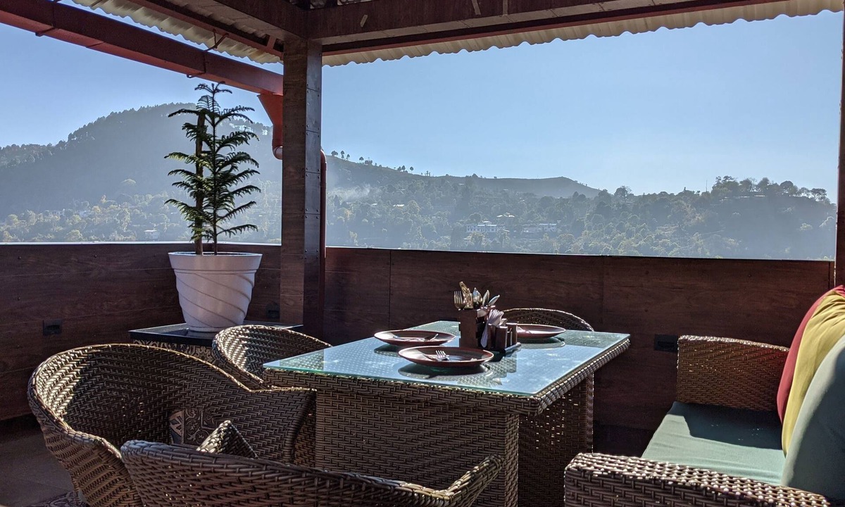 Bhimtal House | Celestial Rhapsody, Naukuchiatal by Alt Homes