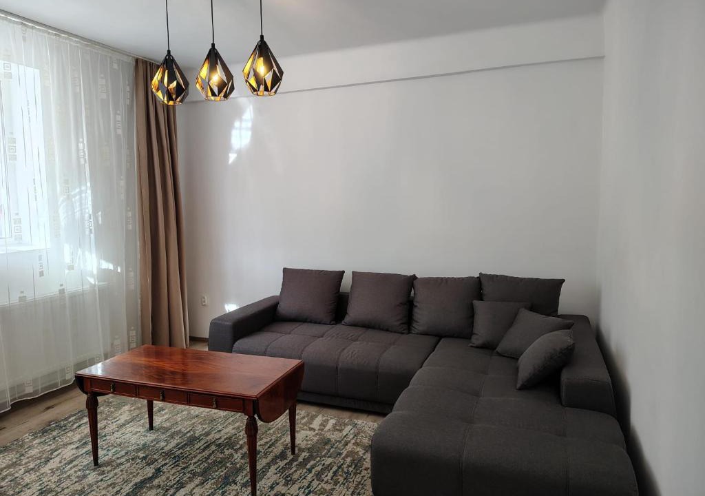 Balan Apartment | Central Apartment near Piatra Singuratică - Bălan