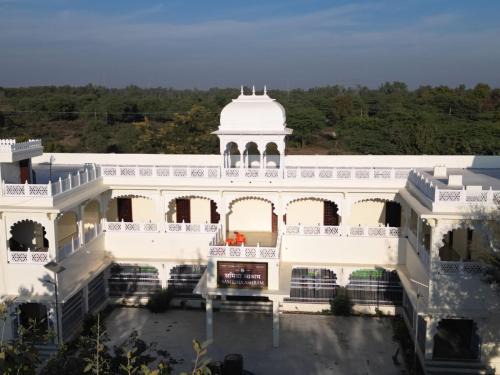 Vallabhnagar Hotel | Chandra Bagh