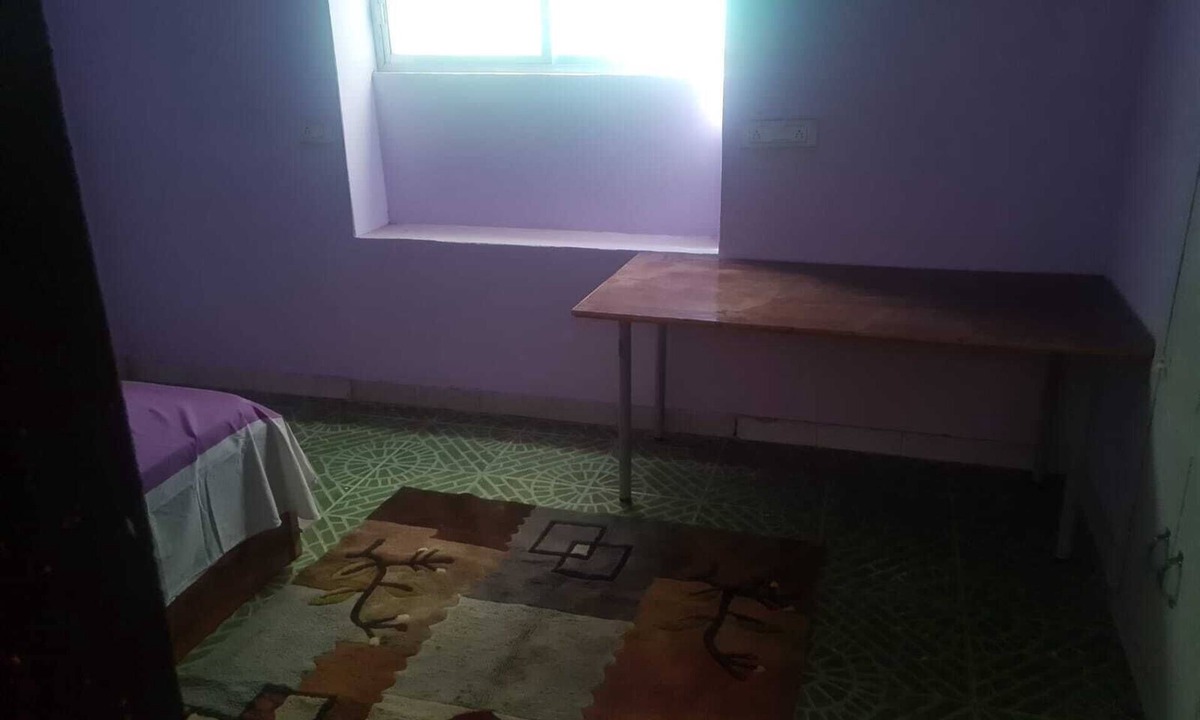 Old Gurgaon House | Charming 1-bedroom bungalow in Gurugram with WiFi access