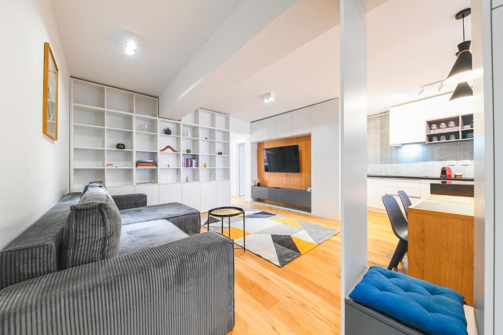 Cluj-Napoca Apartment | Charming 2 Bedroom Apartment