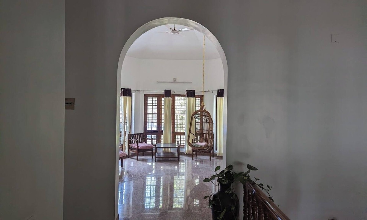 Arpookara Villa | Charming 3-bedroom villa in enchanting Athirampuzha with WiFi, AC