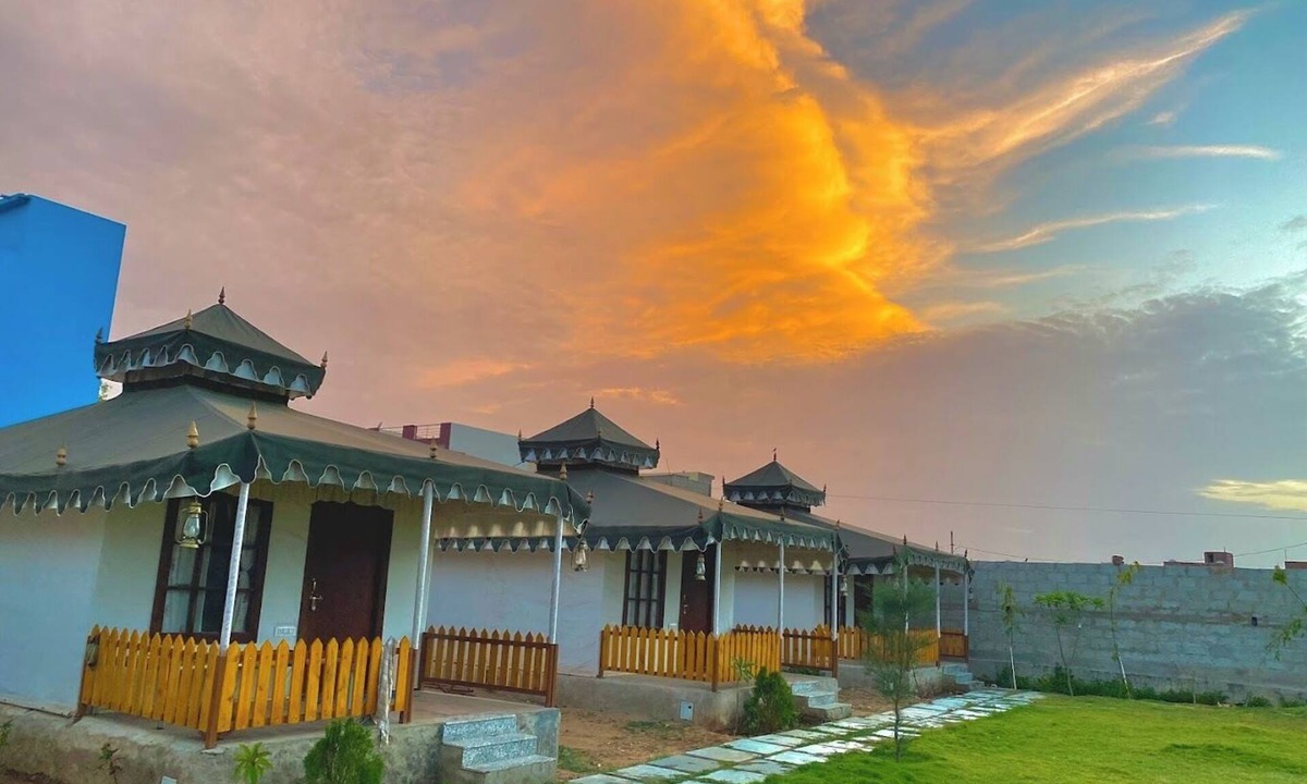 Jaipur Hotel | Chhawani Swiss Tent House
