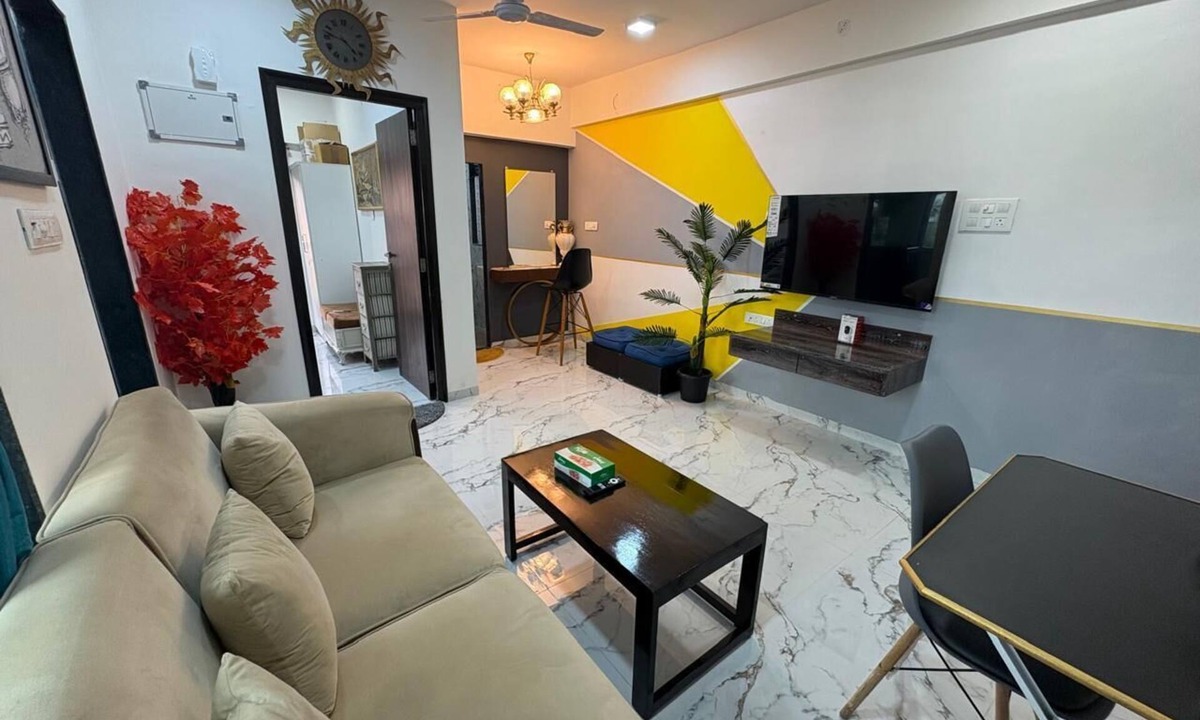 Ranwar Apartment | Chic Bandra West Hideaway: Cozy 1-Bedroom Retreat in the Heart of Mumbai