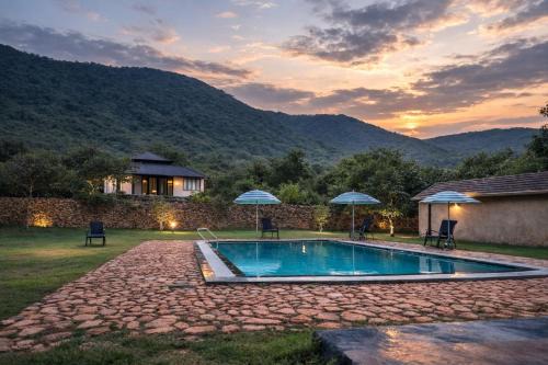Jhiri Resort | Chokhiwadi Forest Retreat