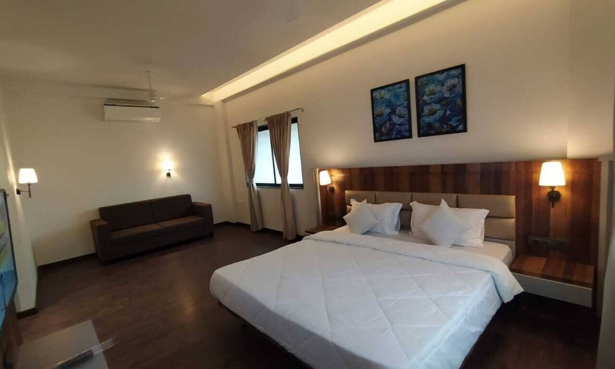 Nanded Hotel | City Point Executive