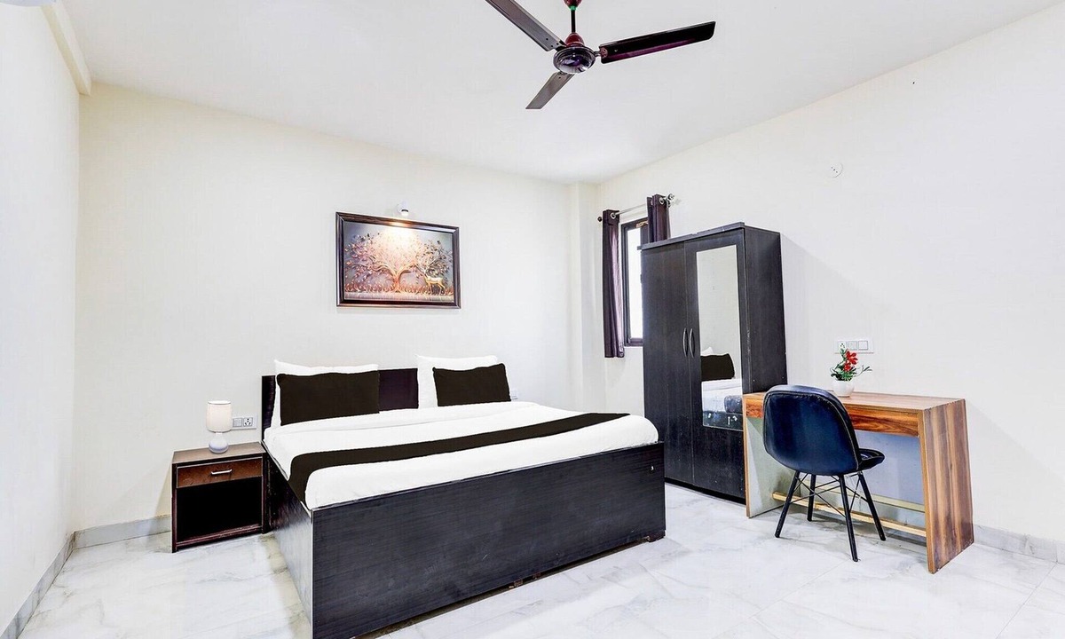 Rohini House | Classic with BalconyHotel Amazing House