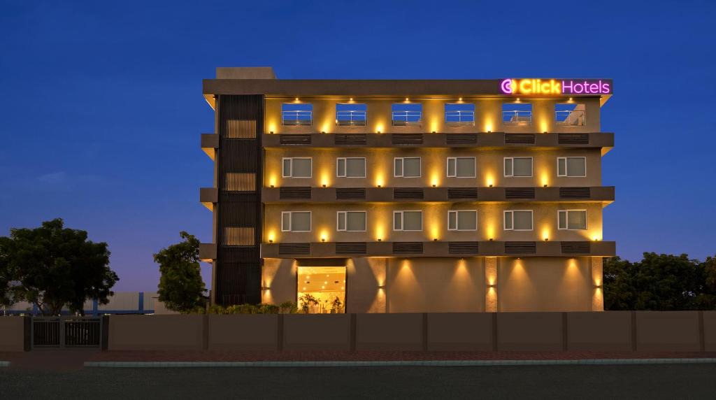 Bhuj Hotel | Click Hotel Bhuj
