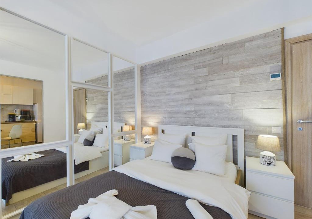 Militari Apartment | CMS Lujerului Studios