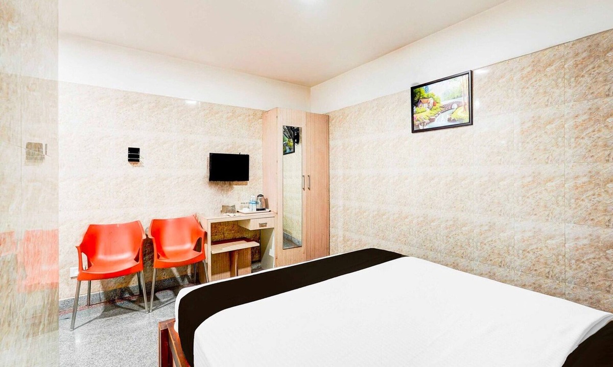 Porur House | Collection O Arcot Road Porur