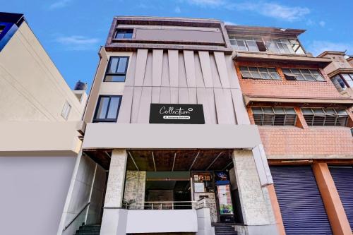 Kalasipalya Hotel | Collection O Metro Park Opposite Kalasipalya Bus stand