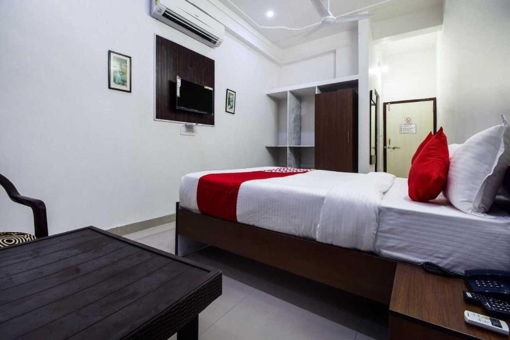 Gayariawas Hotel | Collection O Vallabh Villas