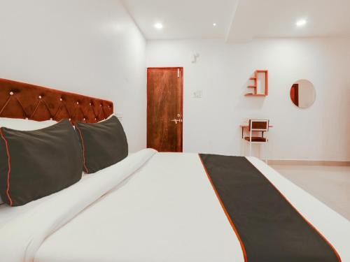LB Nagar Hotel | Collection O White Ridge Kamineni