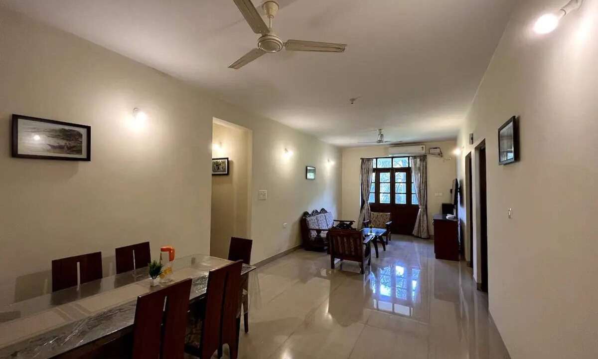 Fatona Apartment | Comfortable 2 BHK with pool Betalbatim beach