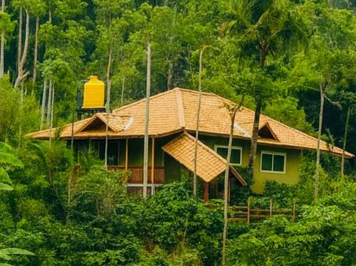 Stuart Hill House | Coorg Hidden Valley Estate Stay