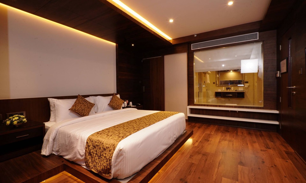 Kochi Hotel | Coral Reef Kochi - A Unit of Coral Isle Hotels