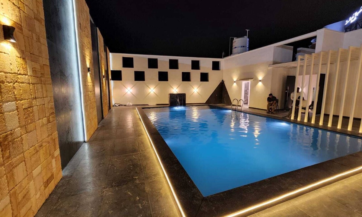Krishna Karanai Hotel | Coral shine