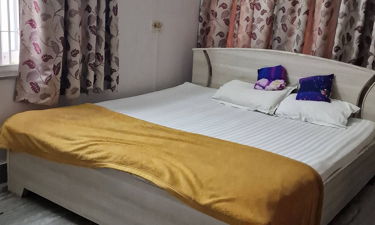 Raja Bazar Apartment | Cosy Comfortable safe stay at affordable price in Kolkata #3