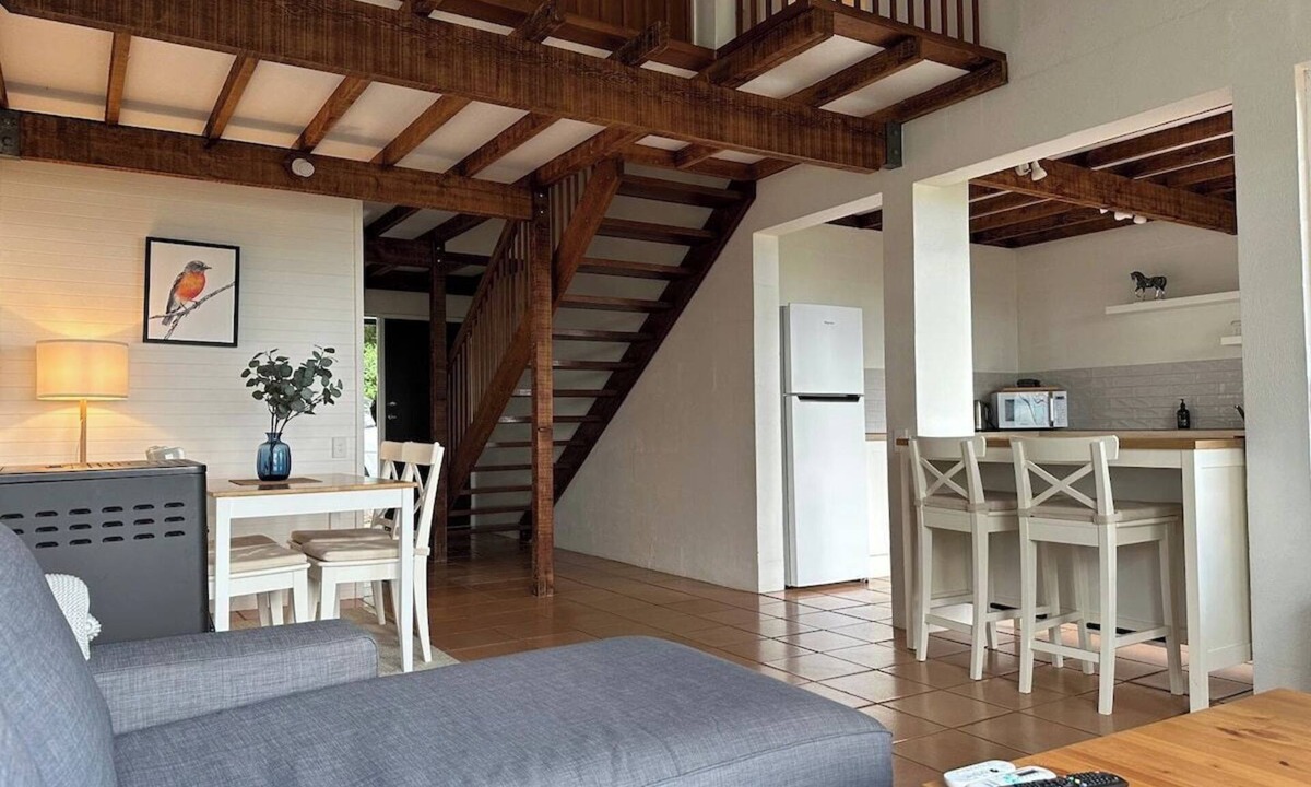Balmoral Ridge Cottage | COTTAGE 2 · Maleny-Montville Cottages #2 - 2 bed + ocean views