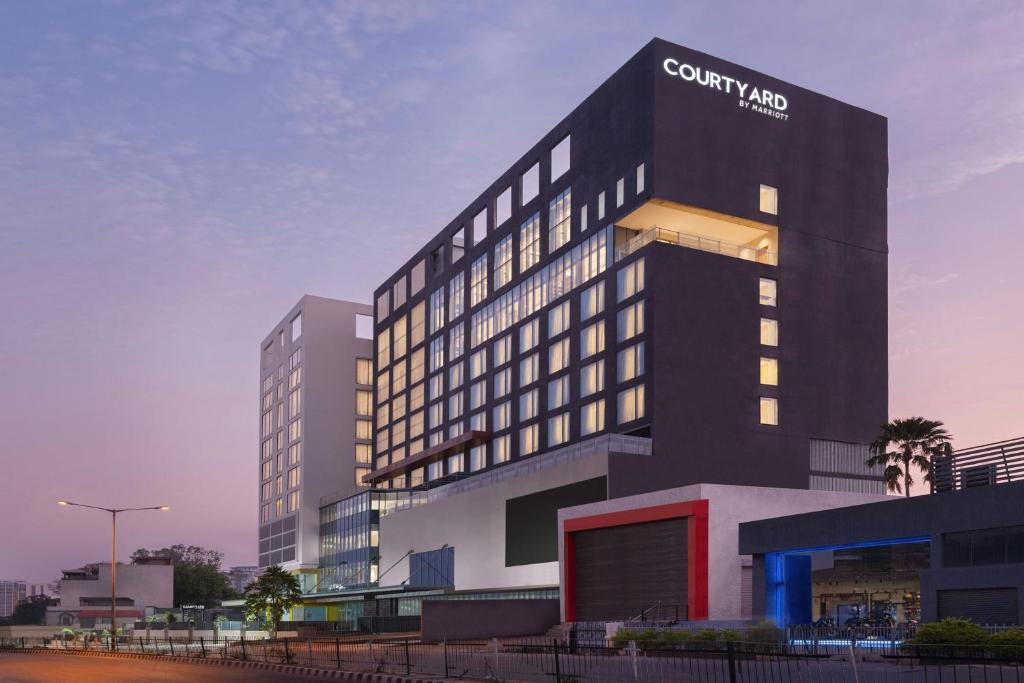Ranchi Hotel | Courtyard by Marriott Ranchi