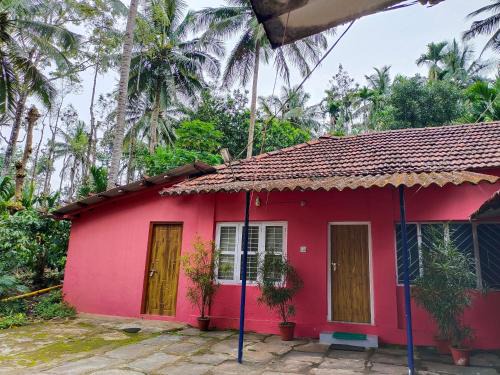 Sangameswarpet House | Cozy 1BKH House in a Coffee Estate in Chikmaglur