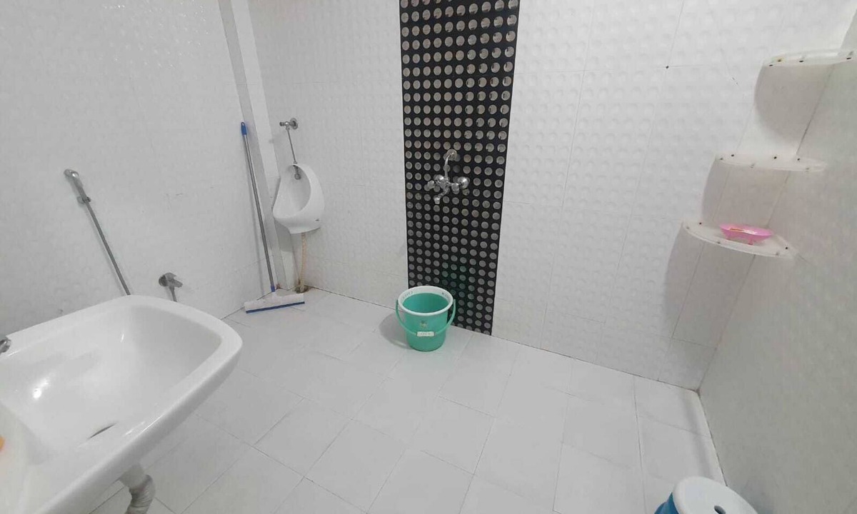 Kolar Road Apartment | Cozy 2-bedroom apartment in enchanting Bhopal with WiFi, AC