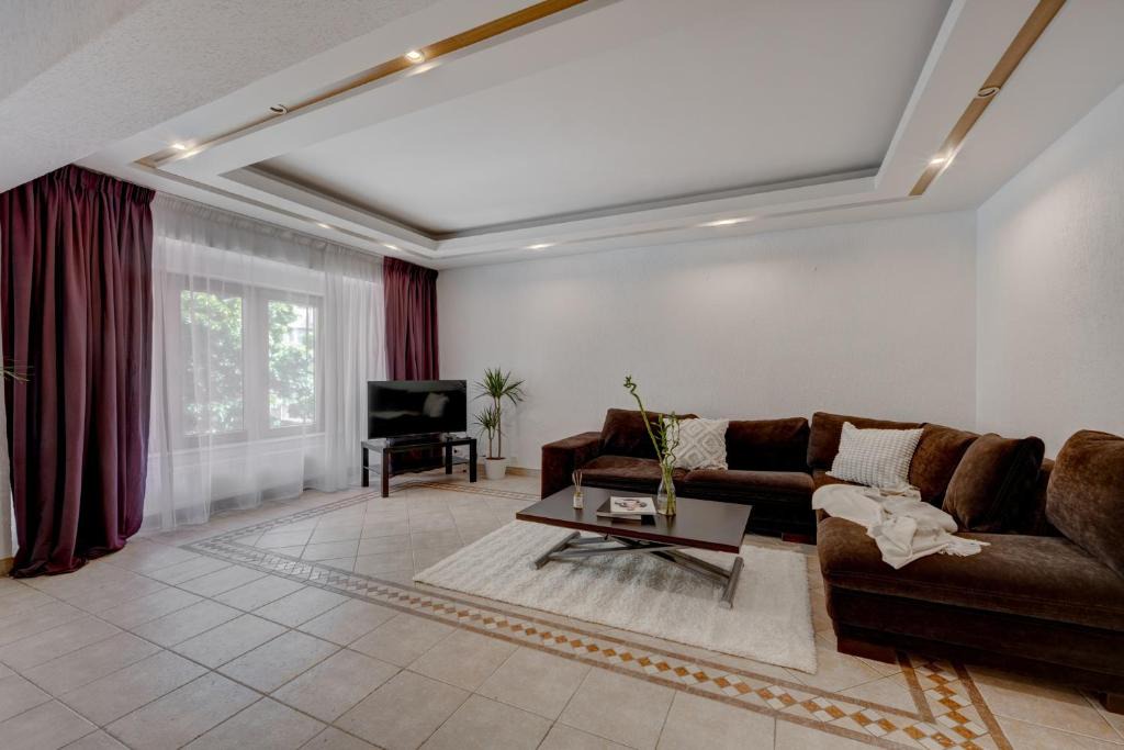 Dorobanti Apartment | Cozy Apartment Floreasca Park