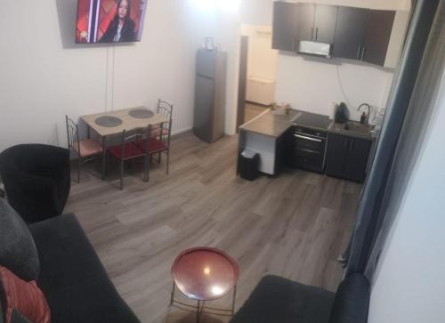 Jibert Apartment | Cozy Corner Floresti