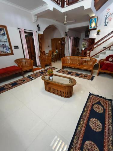 Poovar House | Cozy Nest