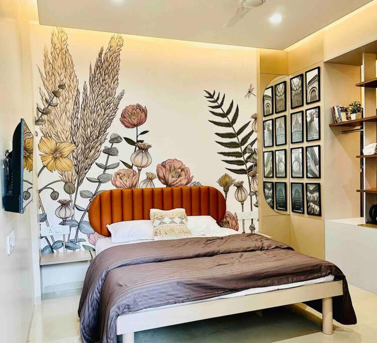 Mundhwa Apartment | Cozy Studio with Premium Interiors-WiFi,AC,SmartTv