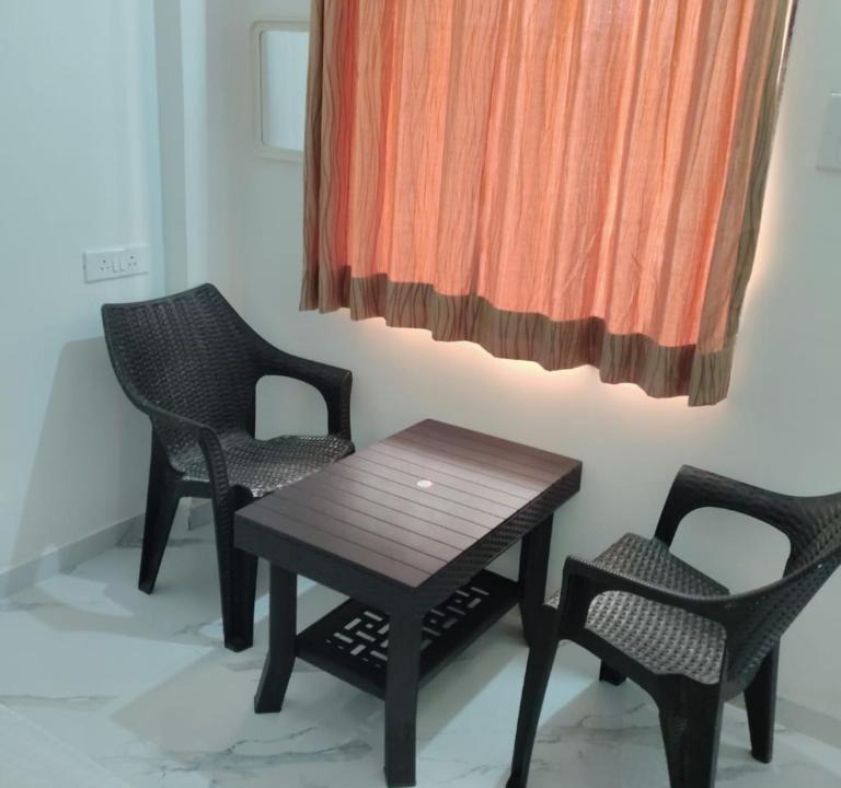 Wadgaon House | Cozy terrace Stay Near Wet N Joy Lonavala