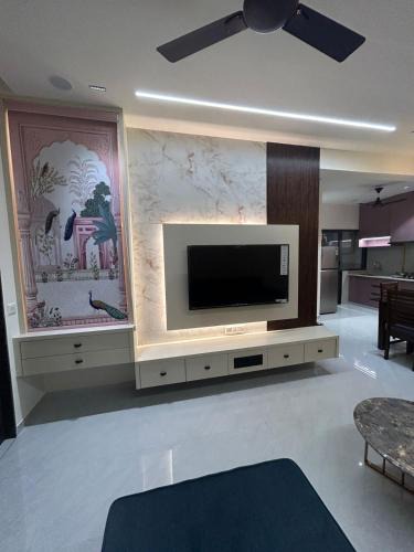 Navsari Apartment | Cozy Urban 2BHK