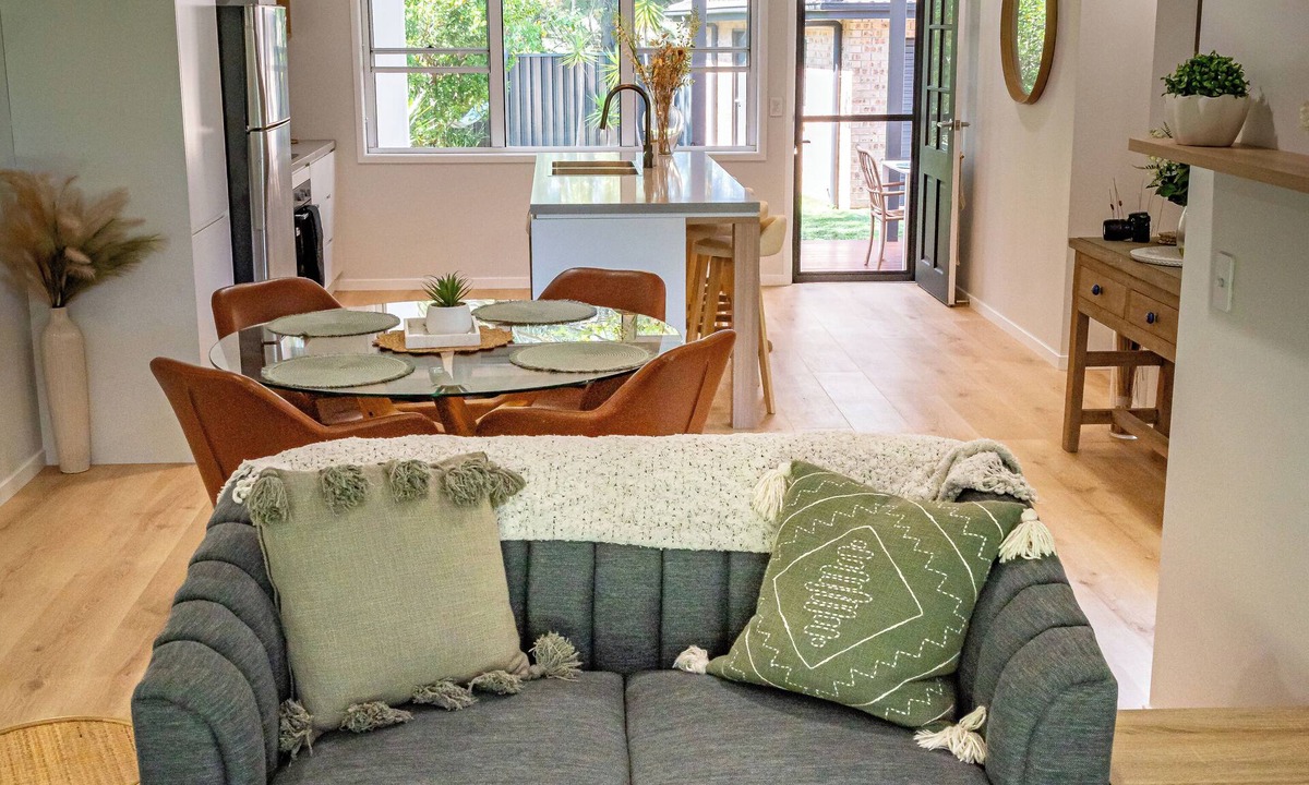 Shellharbour House | CozyDayz-Your next coastal stay 3-bedroom house in charming Shellharbour
