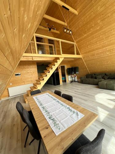 Maguri-Racatau Ski Chalet | Crow`s Nest Murmur Măguri