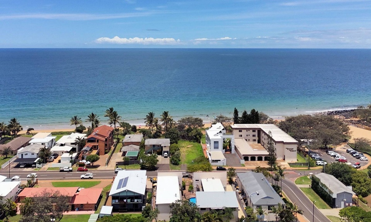 Bargara Apartment | Crystal Waters 7/5 Miller Street Bargara