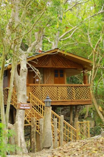 Maraiyur Bed & Breakfast | Cure Monastery Family Resort