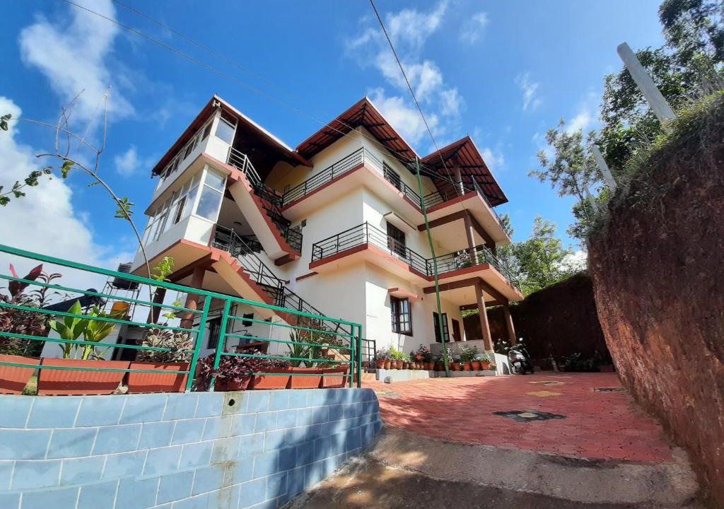 Madikeri Hotel | Daisey Dee Homestay