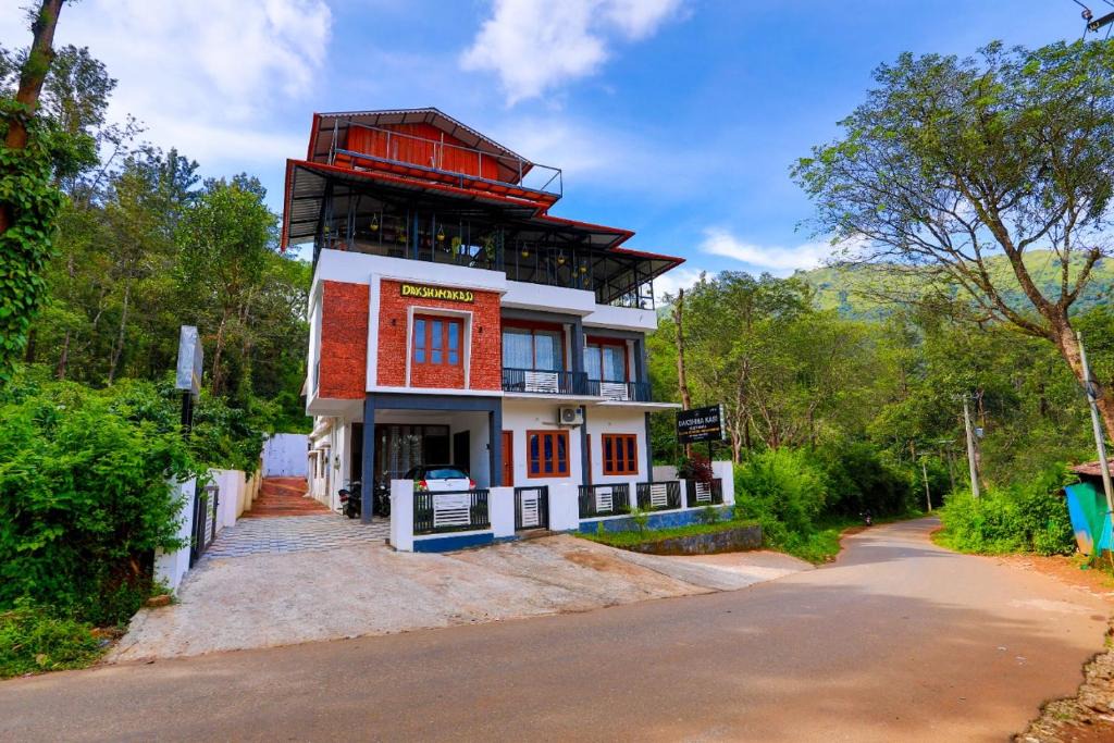 Thirunelly House | Dakshinakasi Guest House