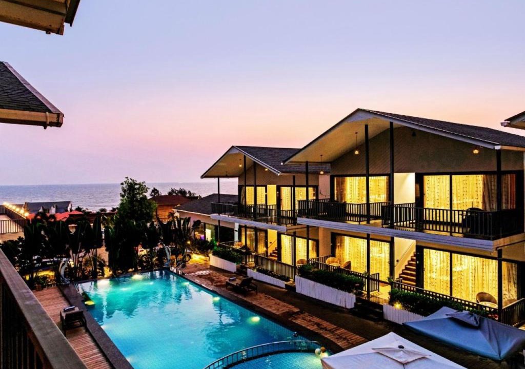 Morjim Resort | Dallas Beach Resorts Ashvem Beach