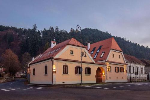 Rasnov Resort | Das Fort Boutique