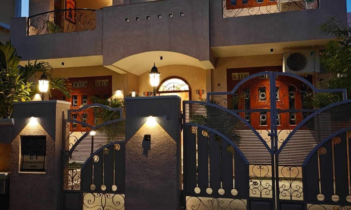 Jaipur House | Delightful bungalow with AC in Jaipur