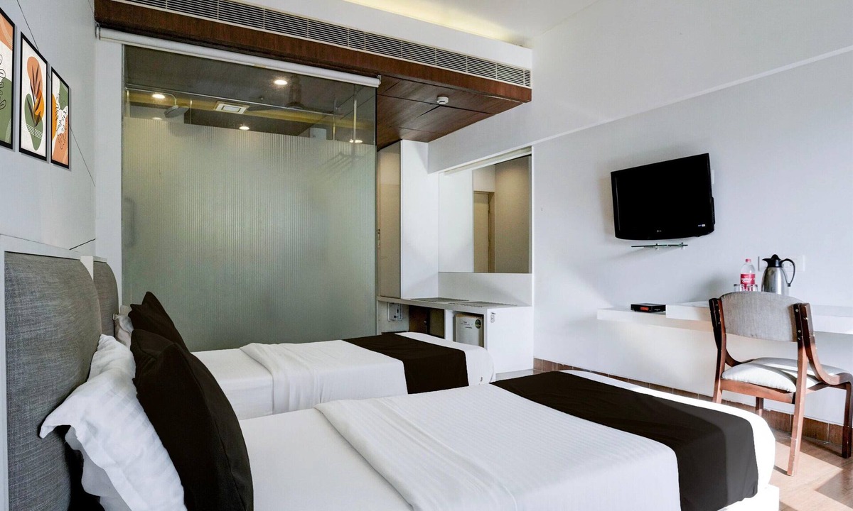 Rajkot House | Deluxe Hotel Harmony