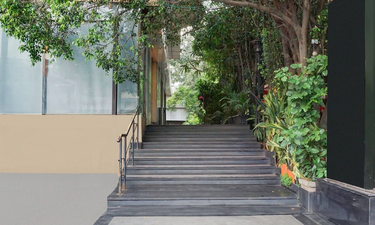 Shivajinagar House | Deluxe JM Road Krishna Presidency