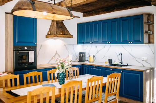 Siclod House | Demeter Guesthouse WOLF Siklod