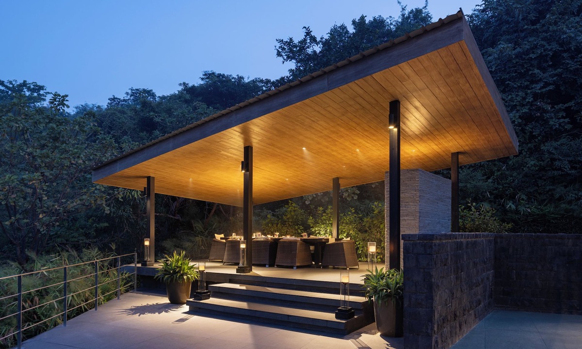 Shilimb Hotel | Dharana at Shillim - Luxury Clinical Wellbeing Retreat