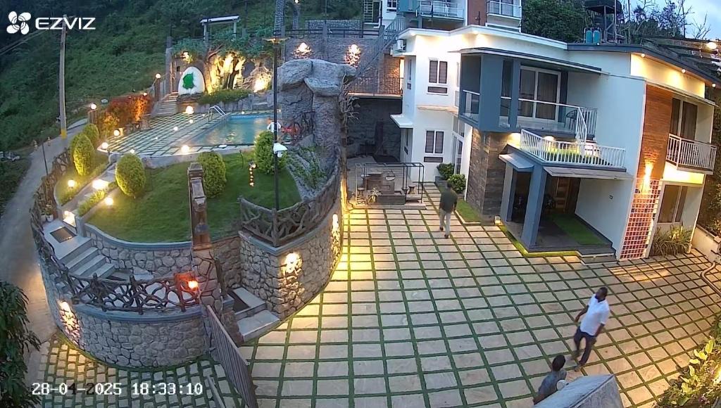 Devikolam Villa | Diga Vista Lake View 4BHK Swimming Pool Cottage Munnar