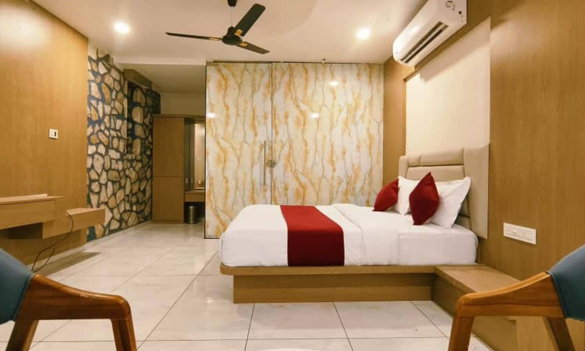 Waghoriya Hotel | Divydrashti Resorts