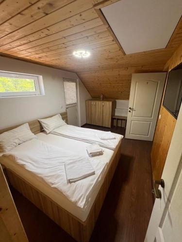Slimnic Hotel | Domeniul La Mosie