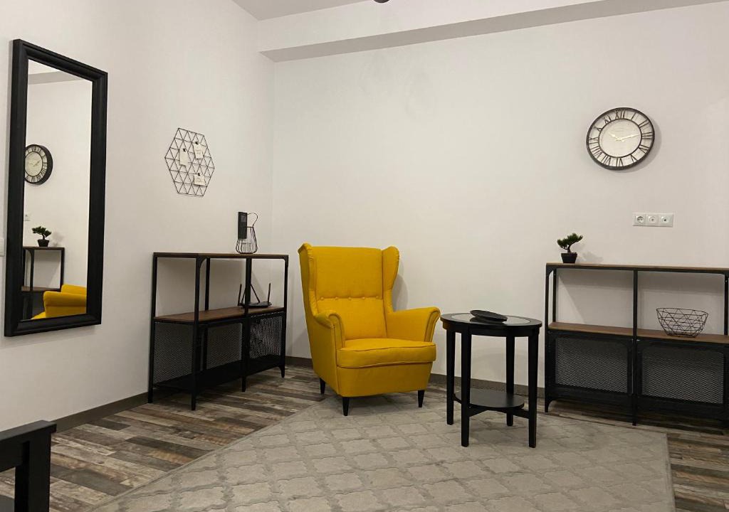 Bucharest Apartment | Downtown Parliament